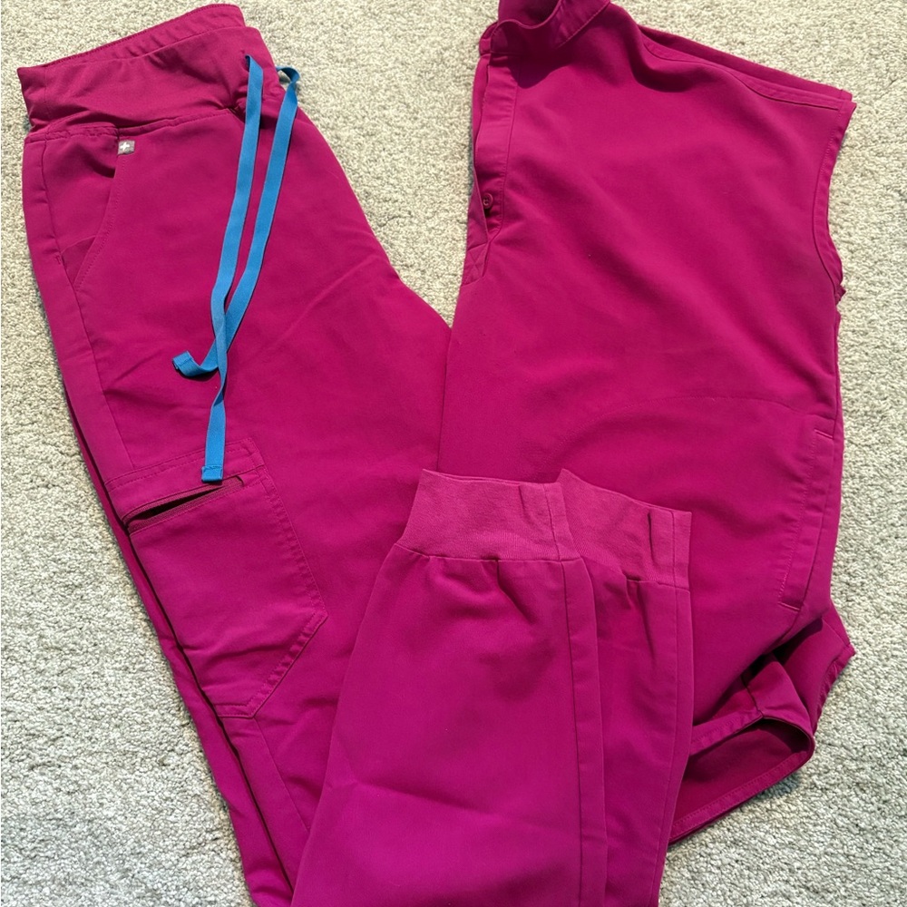 Figs Scrubs Set with Blue Drawstrings